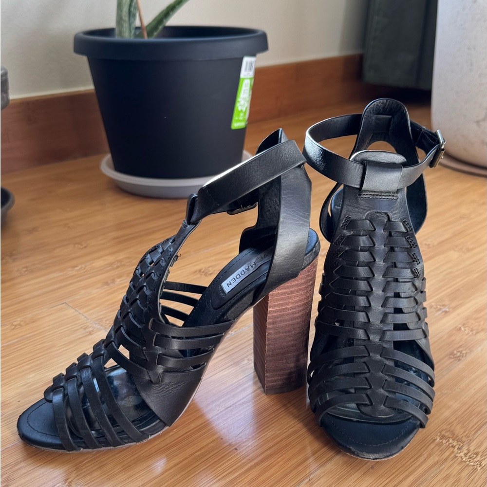 Steve Madden Sadaya Strappy Black Woven Heels Size 7